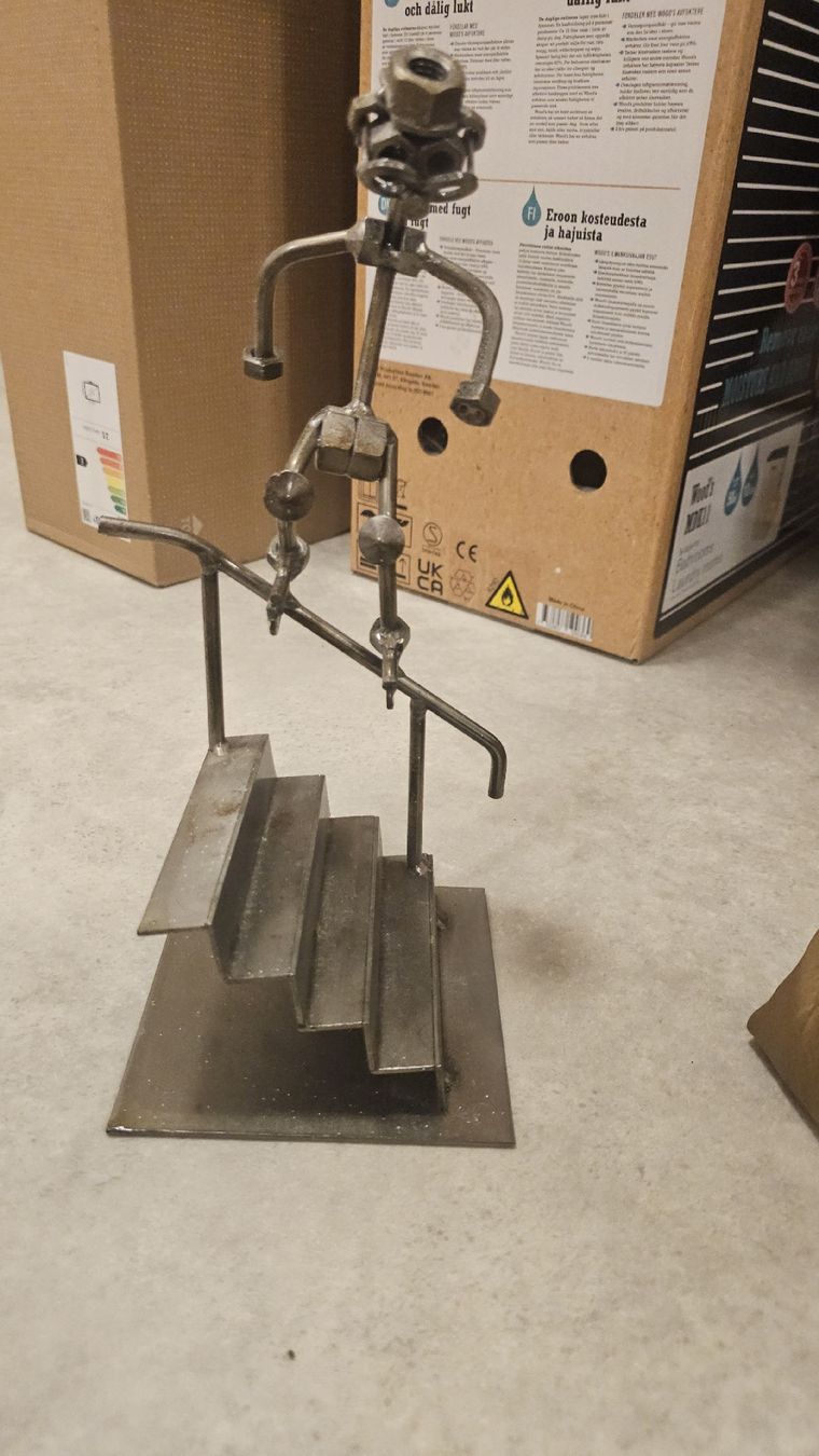 Figuren: statuette soudure cascade à Roller – Gebraucht aus Sornetan von T.a333 1