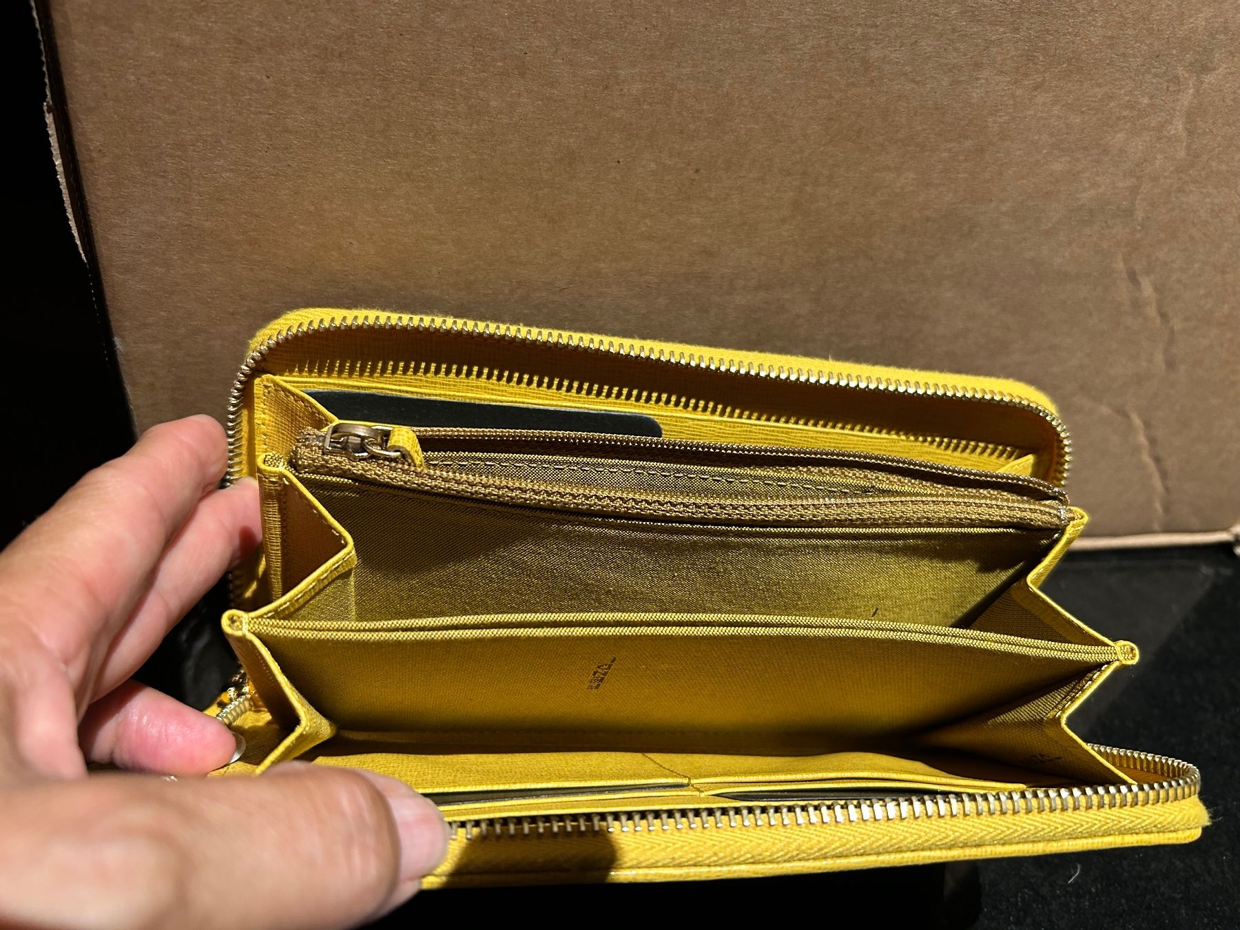 Fendi Portamonete: Fendi Portemonnaie – Usato da Zumikon venduto da Uranus88 6