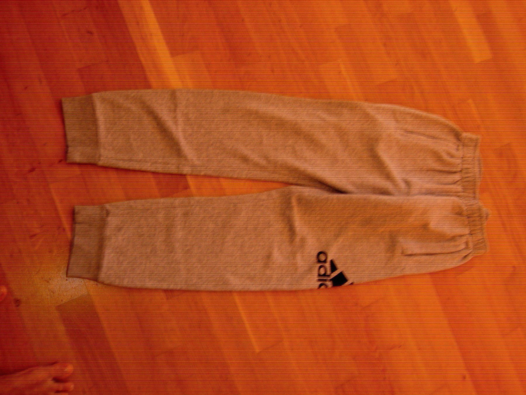 Pantalons: ADIDAS turnhose gr.S – D'occasion à Bettlach par Kvety