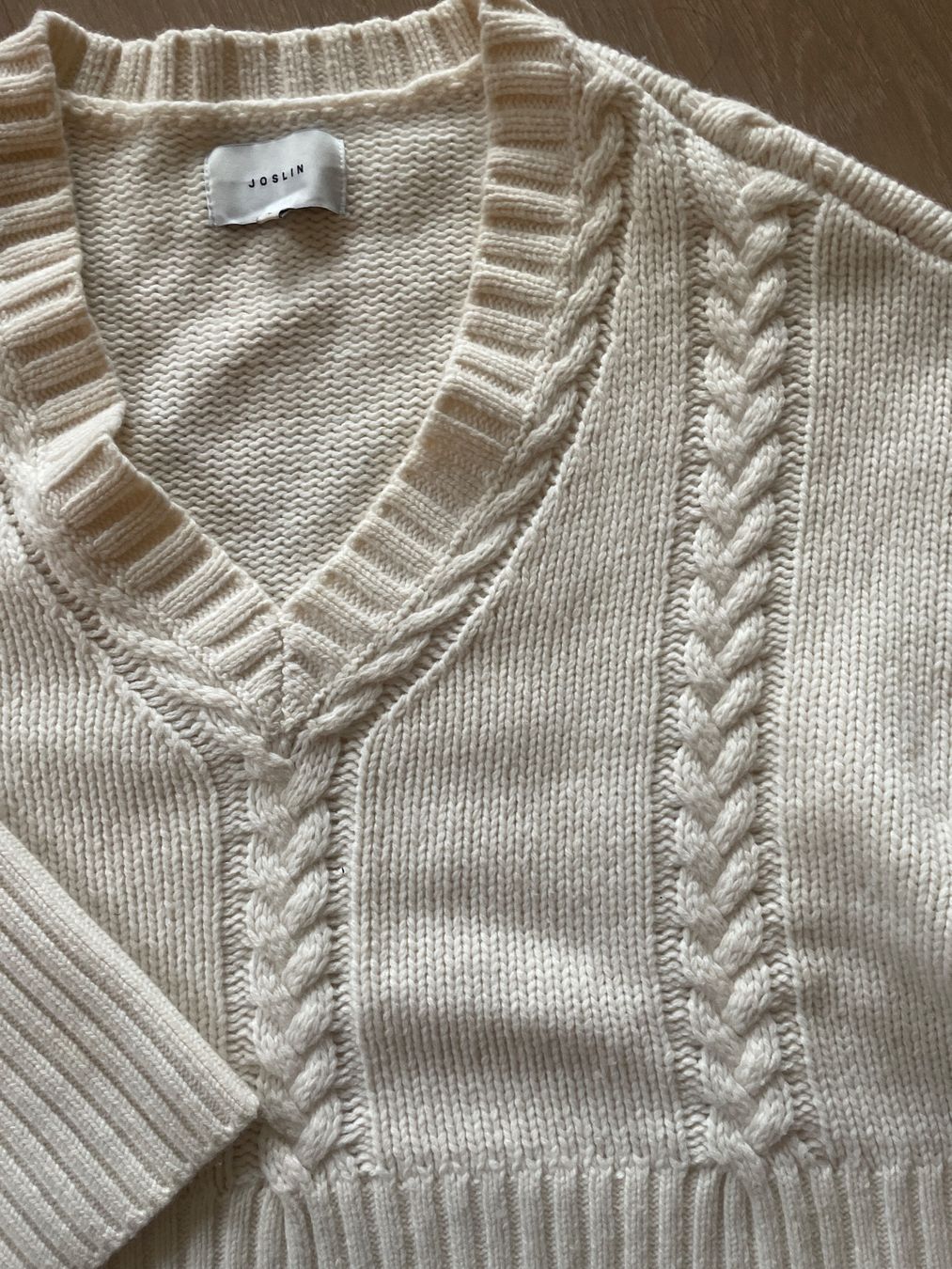 Maglioni & Felpe: Joslin Oversize Strickpullover, Gr.L, neuwertig – Nuovo (secondo la descrizione) da Erlenbach ZH venduto da Pocahoney 1