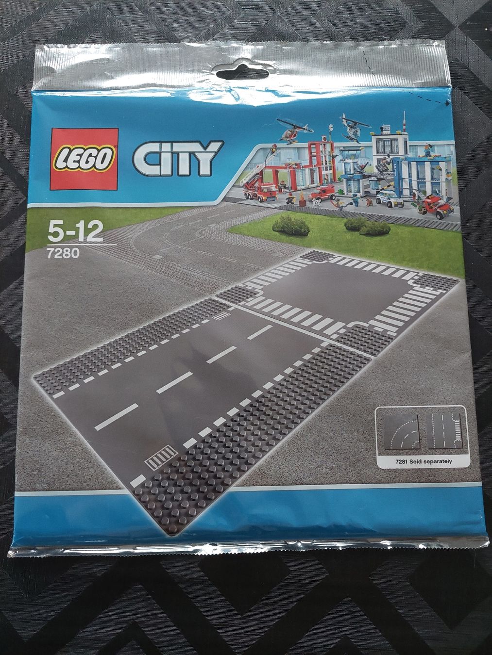 Lego Spielzeuge: 2 Lego City Strassenplatten   – Neu und originalverpackt aus Zetzwil von sti_x9xf