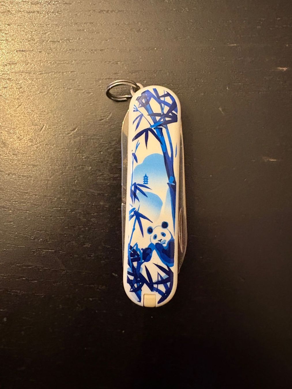 Victorinox Coltelli tascabile: Victorinox Classic SD LE 2017 "The Giant Panda" – Nuovo (secondo la descrizione) da Prosito venduto da GntStr
