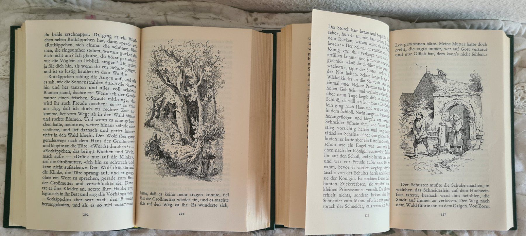 Bücher: 2 antike Bücher Grimms Märchen 1930, Band 1+2 – Gebraucht aus Winterthur von bibummi 3