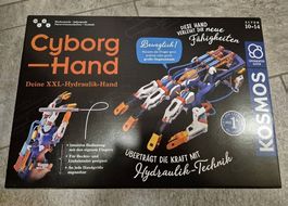 Roboter Hand von Kosmo Ungeöffnet