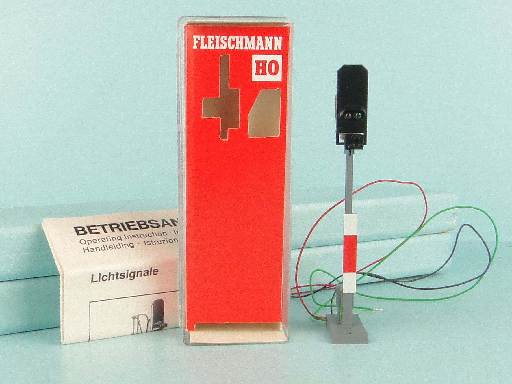 Fleischmann Modellini di ferrovie: FLEISCHMANN 6226 H0 Licht-Hauptsignal – Usato da Bülach venduto da cann11