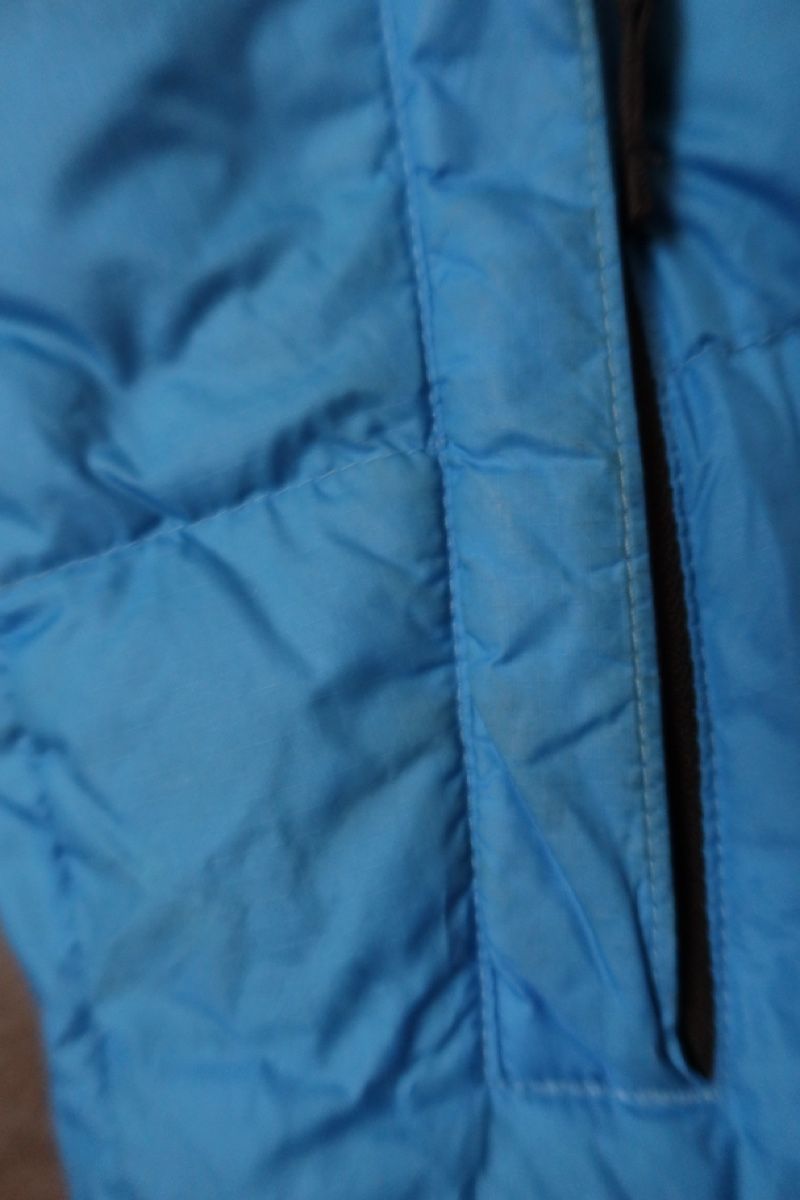 North Face Giacche: The North Face Daunenjacke blau Grösse S mit Flecken – Usato da Zollikerberg venduto da fla_xk5r 3