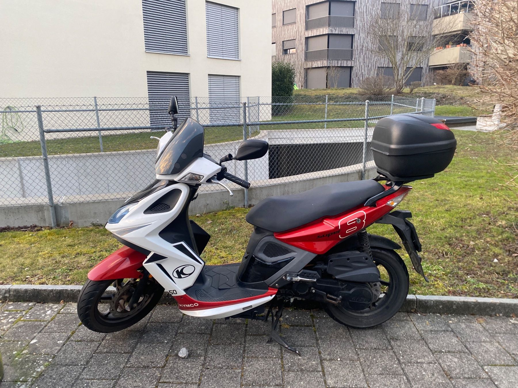 Kymco Scooter: Kymco Agility 50 Roller mit Topcase – Usato da Fahrweid venduto da mcm_glx2 1