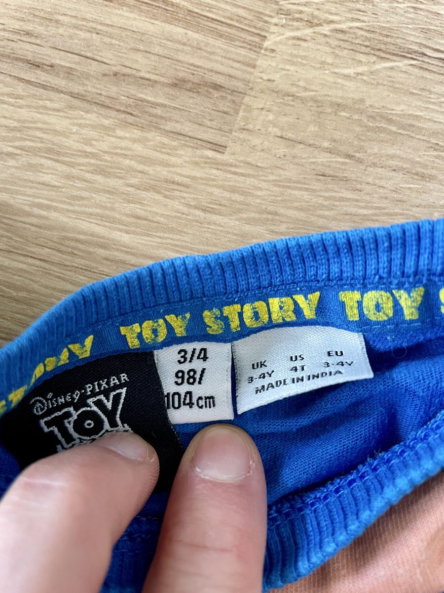Pyjamas & Ähnliches: Toy Story Pyjama | Gr. 98/104 – Gebraucht aus Zürich von samira12382 1