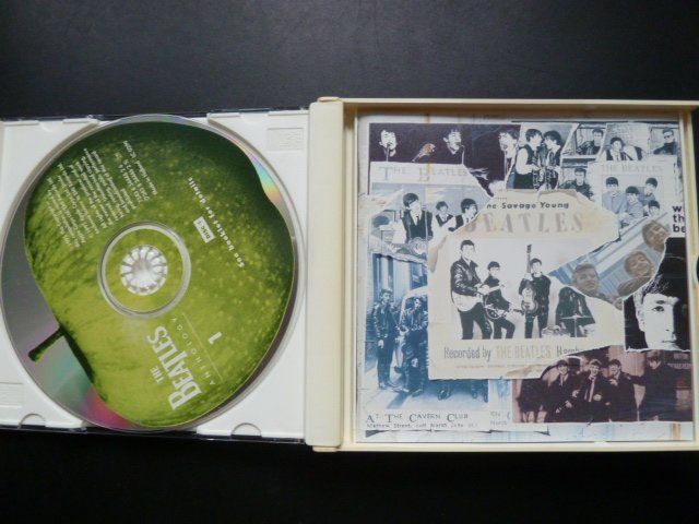 CD: Beatles - Anthology Vol. 1  (2 CD's) – Usato da Au ZH venduto da sikoku 1