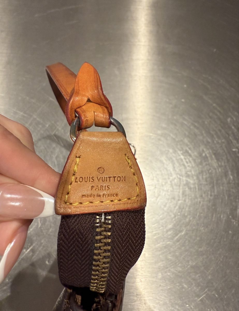 Louis Vuitton Borse da donna: Louis Vuitton Vintage Pochette – Usato da Kaltbrunn venduto da Lealui 2