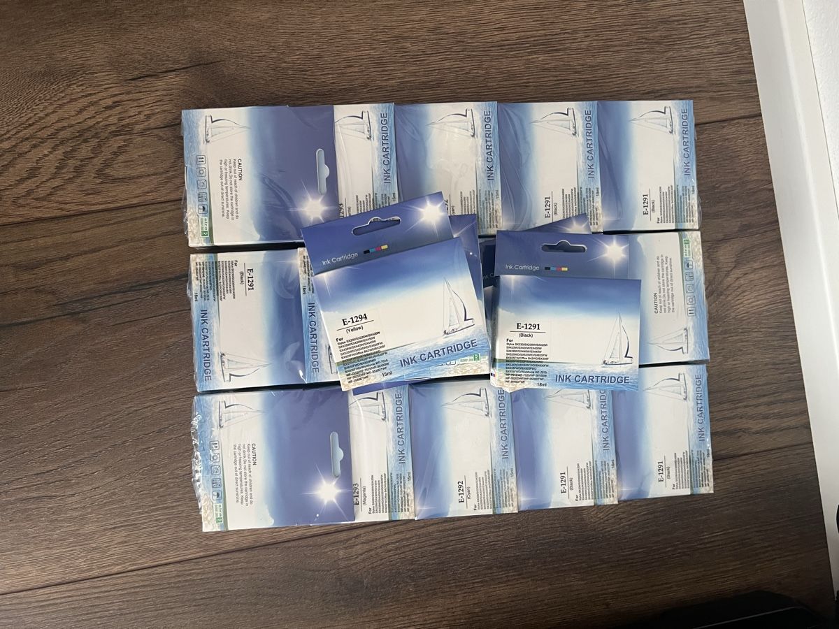 Epson Cartucce per stampanti & toner: Kompatible Epson-Patronen – Nuovo e nell'imballaggio originale da Rickenbach LU venduto da Paolo2060