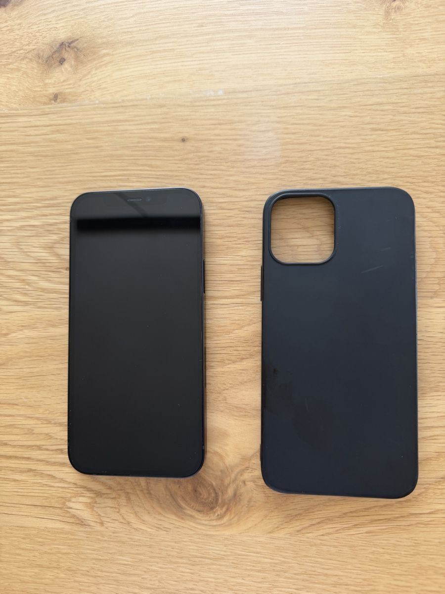 Apple Telefoni cellulari / Smartphones: IPhone 12 64 GB Schwarz – Usato da Sursee venduto da ale_7xgr 1