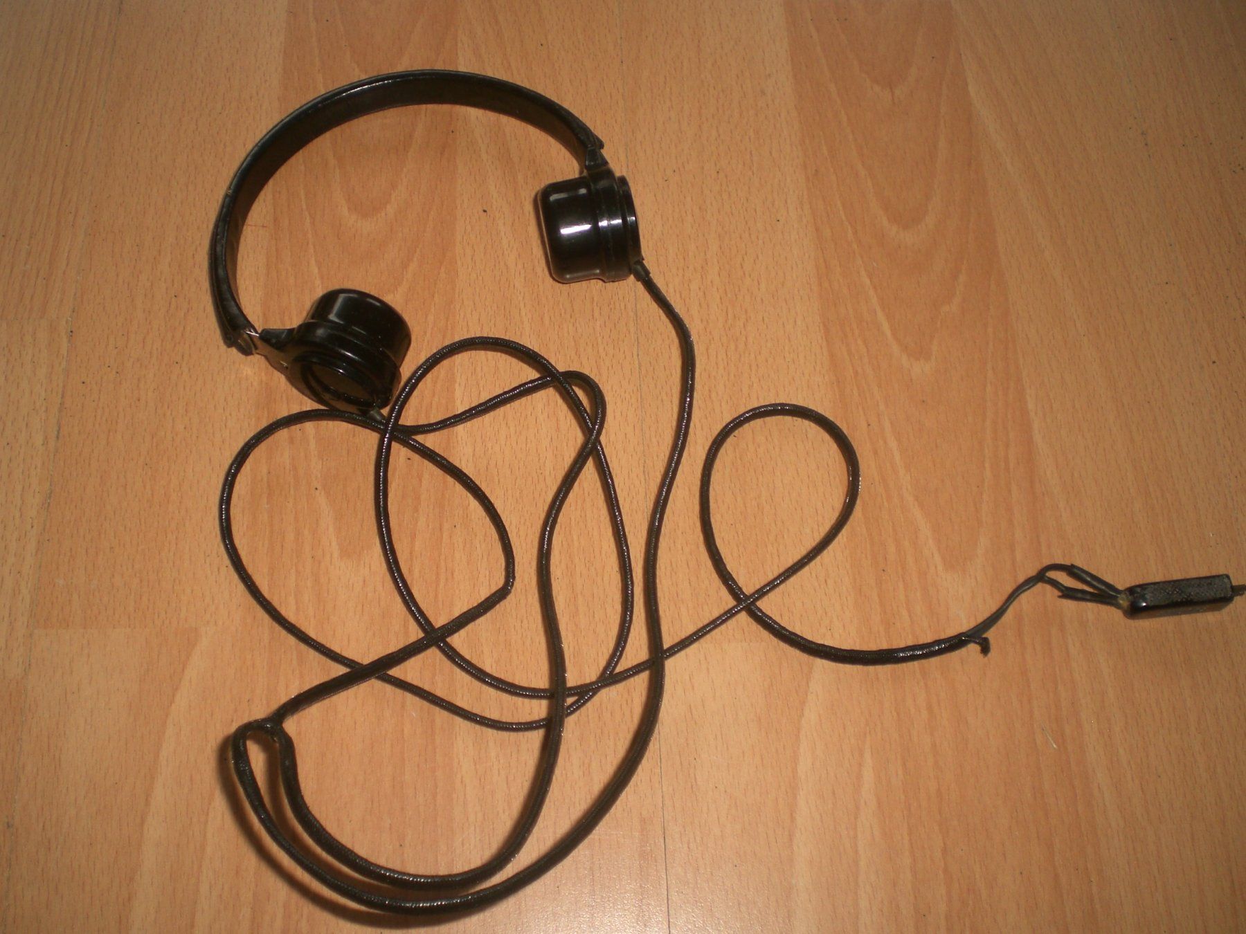 Misurare: Head Set Suhre – Difettoso da Grellingen venduto da Neuron67