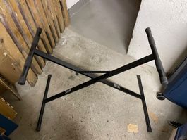 Keyboardständer / Stand Clavier