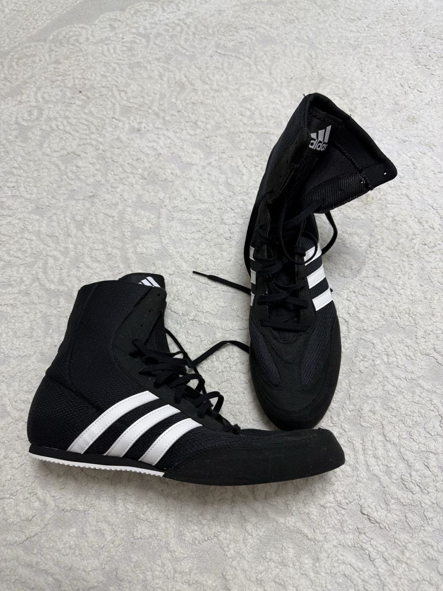 Adidas Chaussures hommes: Adidas Box Hog 2 NEU – Neuf (Voir description) à Burgdorf par Achilles_Pilot