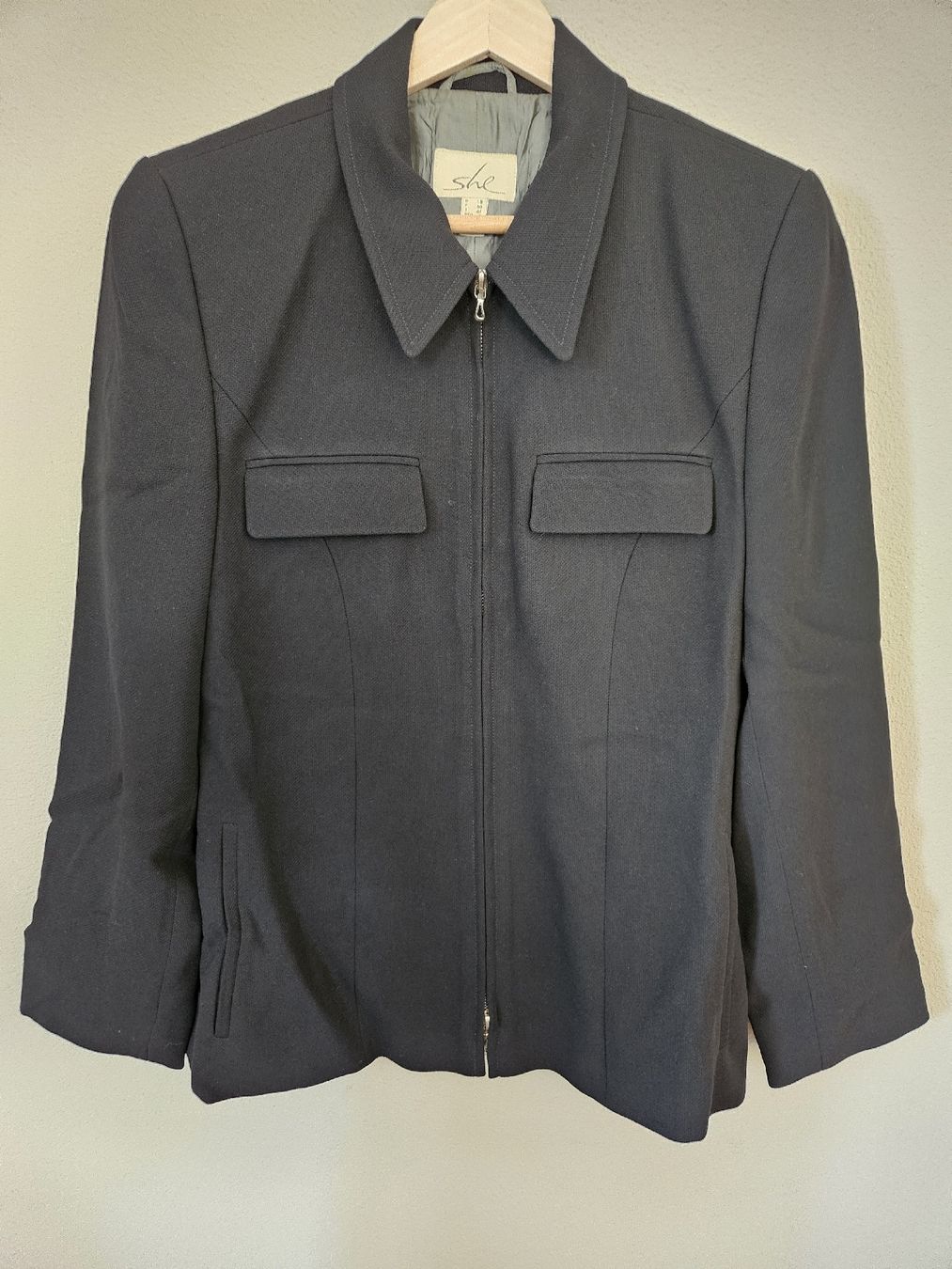 Giacche: Schwarzer Blazer Jacke Marke SHE – Usato da Eschenbach SG venduto da MarThu 4