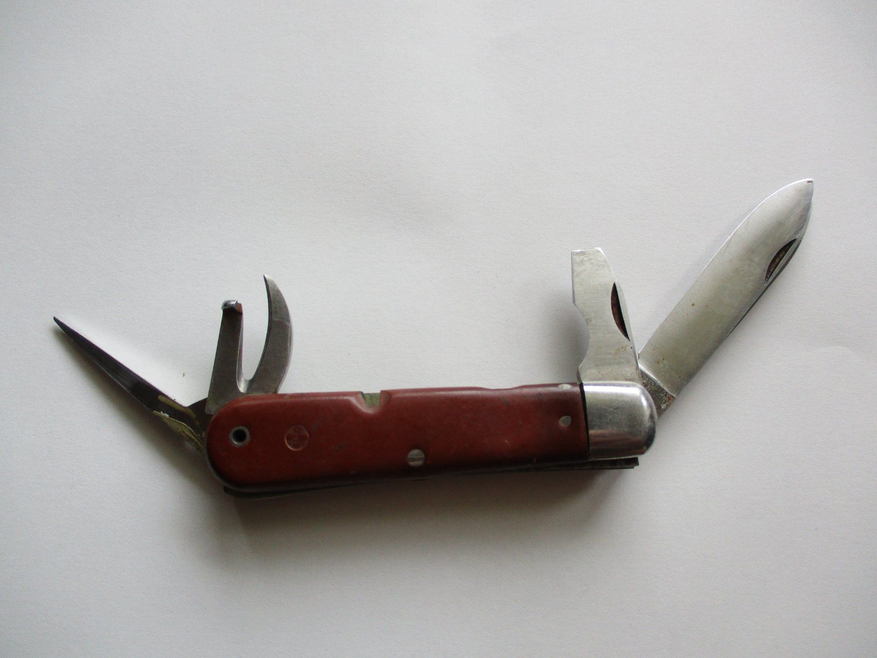 Victorinox Coltelli tascabile: Couteau suisse Victoria – Usato da La Sarraz venduto da vic_v6kz