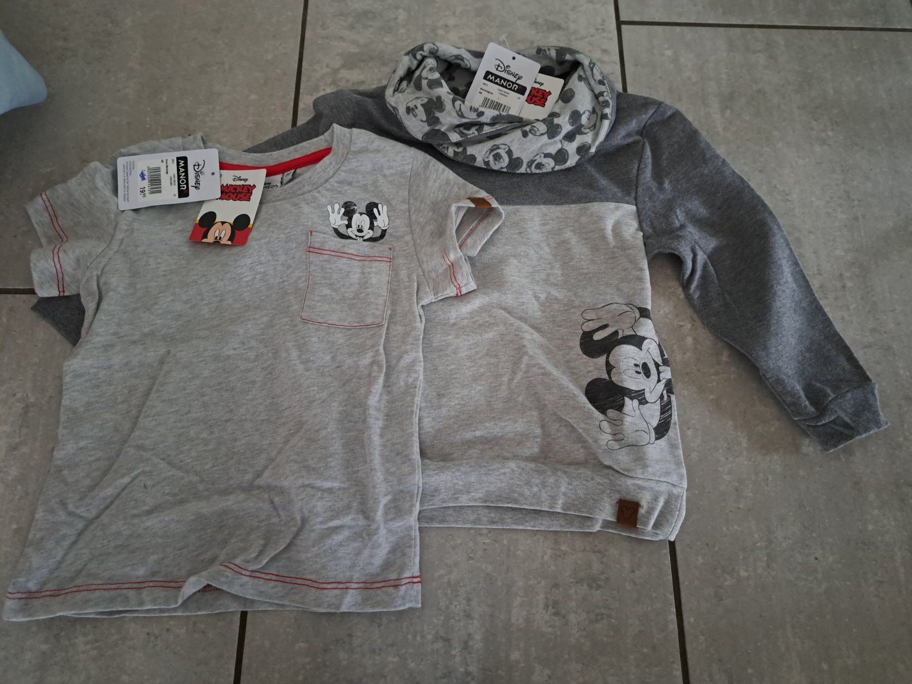 Pullover & Sweatshirts: Pulli und T-Shirt Gr. 98 Disney Mickey Mouse NEU – Neu und originalverpackt aus Killwangen von KIANA08