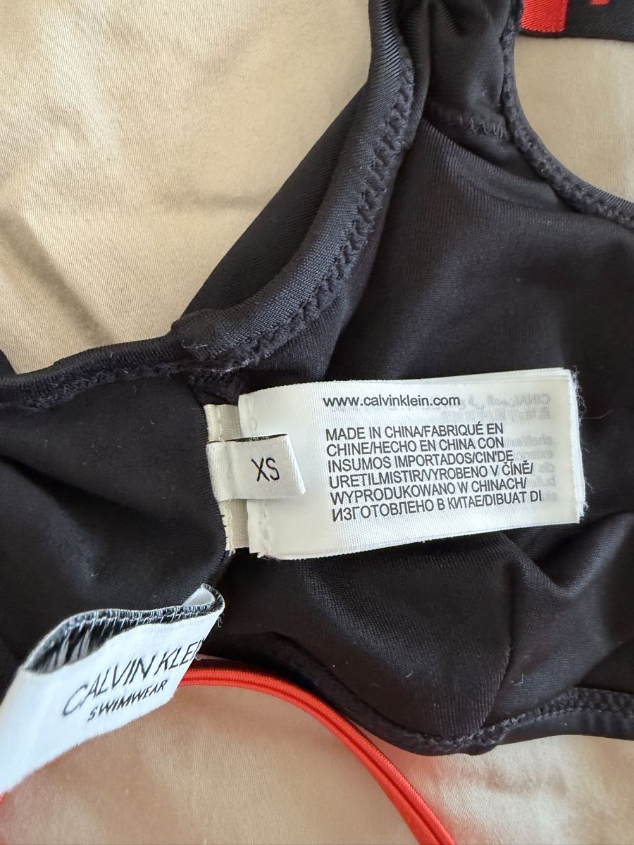 Calvin Klein Costumi da bagno & Bikini: Calvin Klein bikini Set Size XS – Usato da Horgen venduto da Elizhadz 3