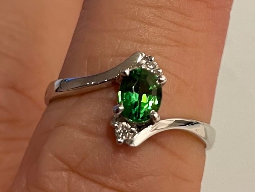 Anelli: Süsser Turmalin Ring in 18k – Usato da Hittnau venduto da LuxAndMore