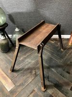 Tisch Industrial Design, Eisen Beistellt