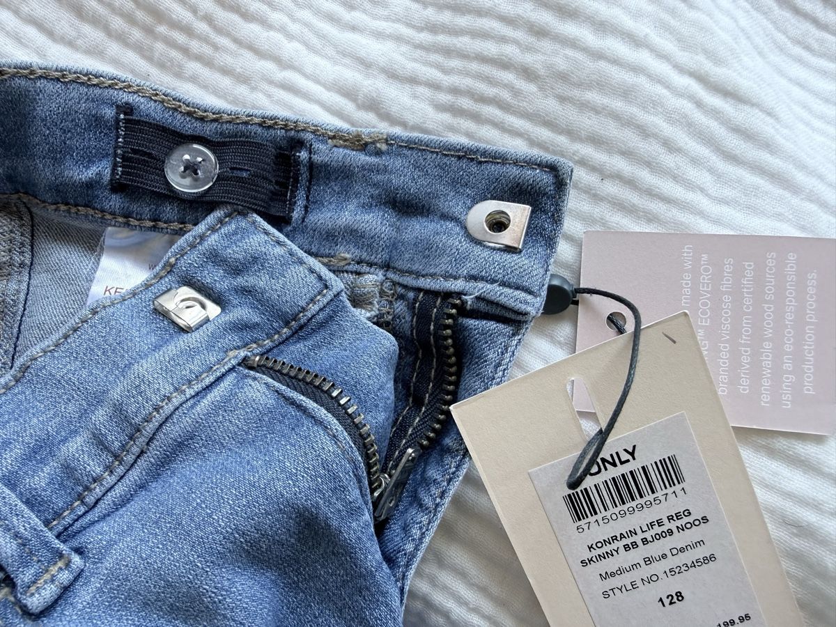 Pantalons: Jeans ONLY Kinder - Grösse 128 hellblau, NEU – Neuf avec emballage d'origine à Baden par JellyMonster 3