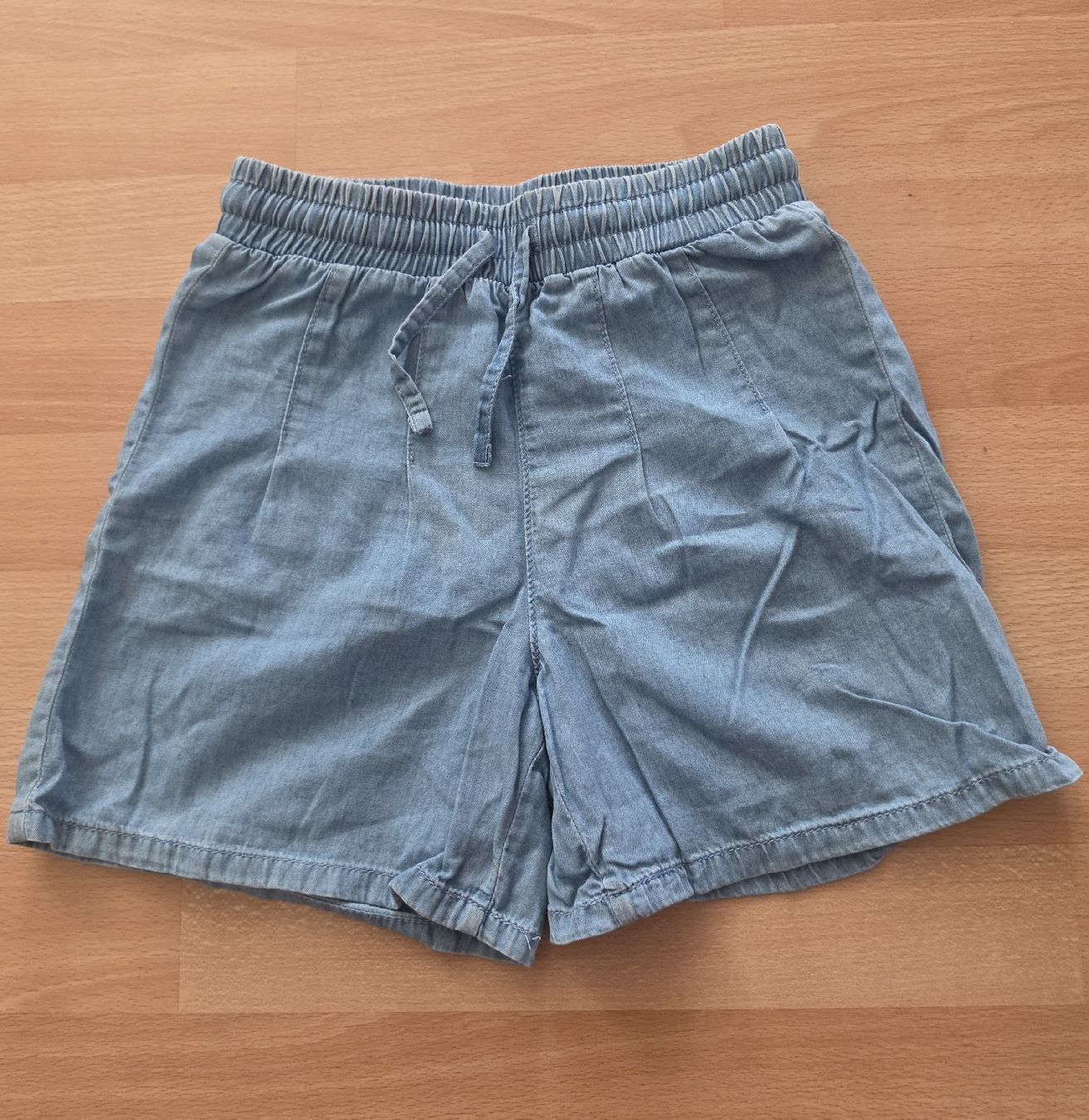 Kleiderpakete & -sets: Hosen Set für Mädchen Gr.134 – Gebraucht aus Gerlafingen von SiM_sch 5