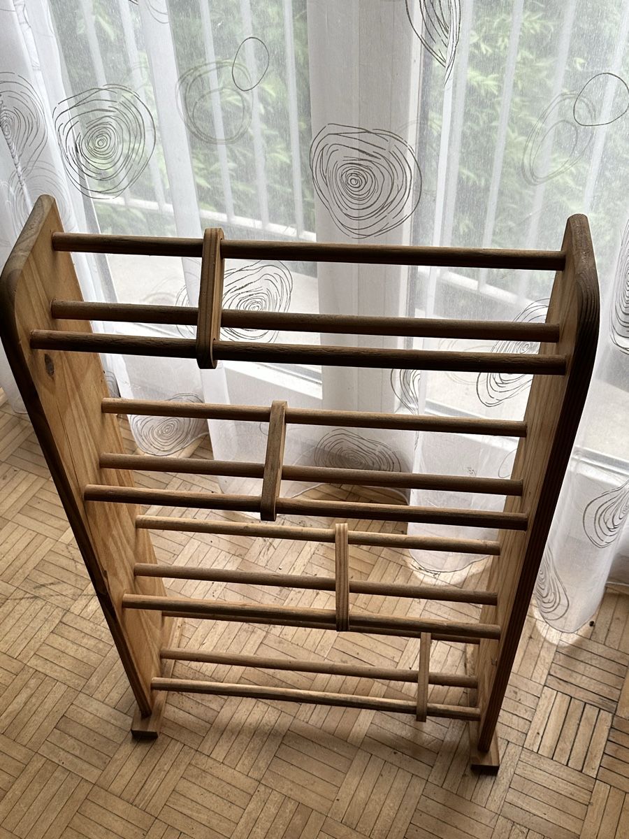 Scaffali: Holzschuhregal – Usato da Kloten venduto da Jeronimo9