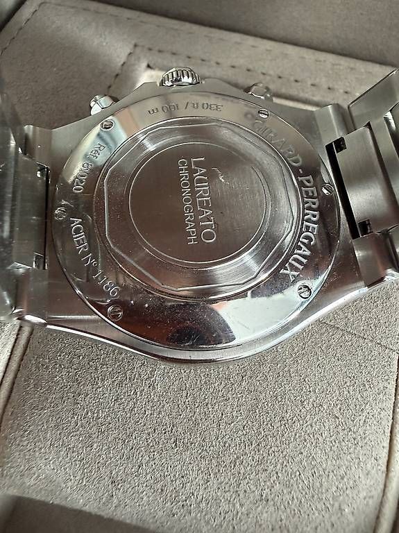 Girard-Perregaux Orologi: Girard Perregaux Laureato – Usato da Zürich venduto da timeio-swapwatch 7