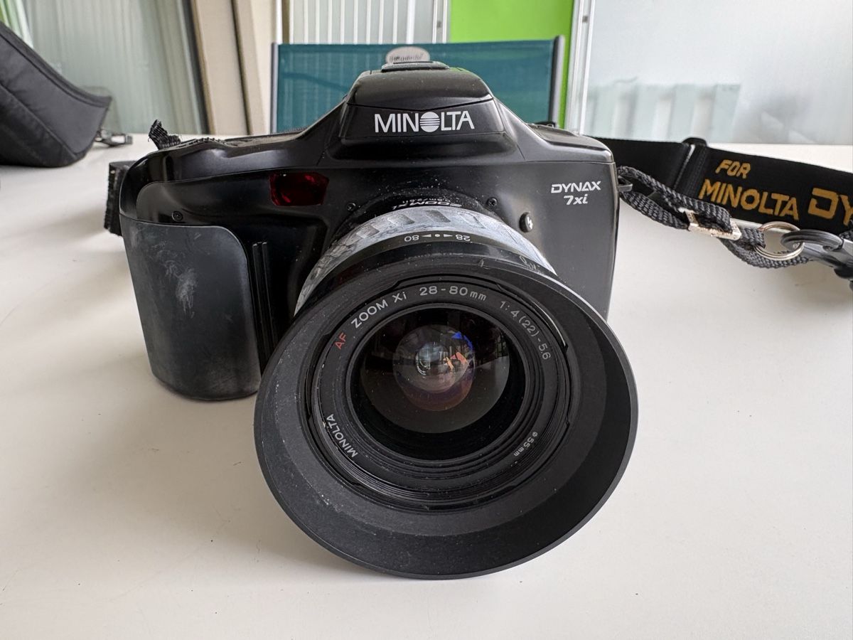 Fotocamera: Fotoapparat mit Etuitasche – Usato da Hinterkappelen venduto da jak_t2gk 1