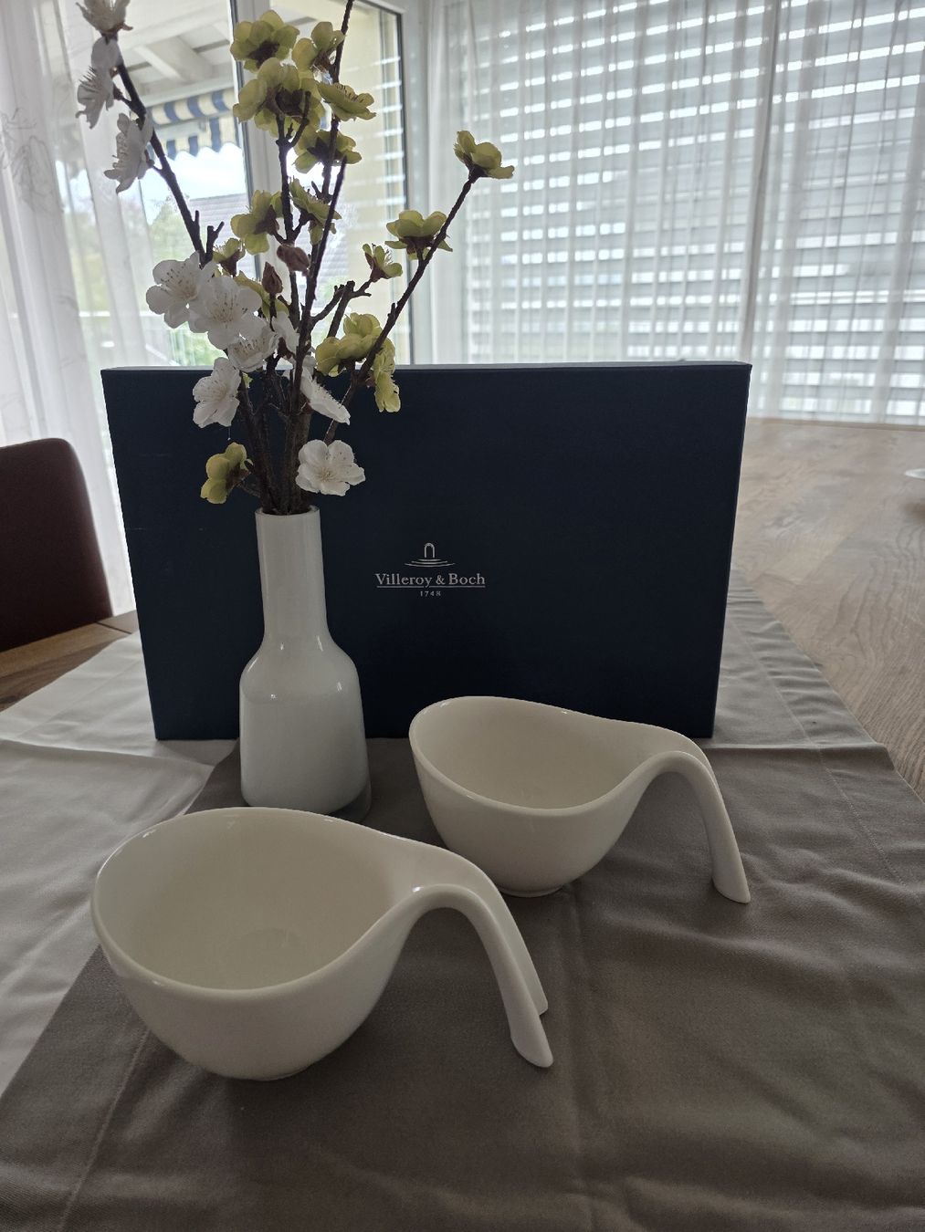 Villeroy & Boch Ciotole: Villeroy & Boch Schalen Flow mit Griff Set  – Usato da Kappel am Albis venduto da kappel2