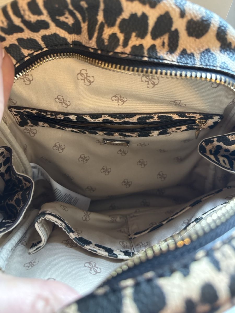 Guess Zaini: Guess Rucksack – Usato da Worblaufen venduto da jan_7szj 1