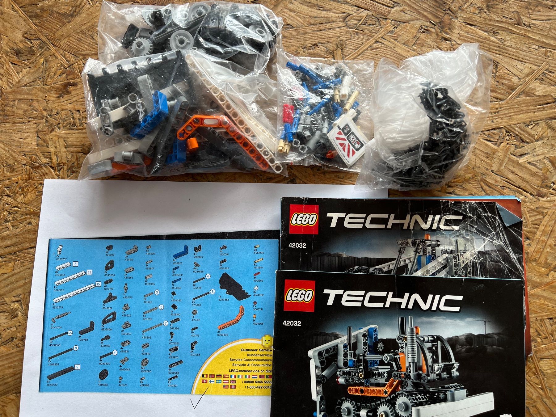 Lego Giocattoli: Lego Technic 42032 – Usato da Strada venduto da Betflo 1
