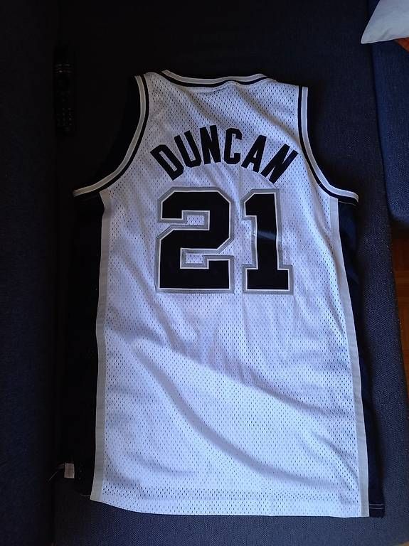 Adidas Canottiere & Pantaloni: Tim Duncan Spurs Jersey – Nuovo (secondo la descrizione) da Zürich venduto da leo_6dwz 1