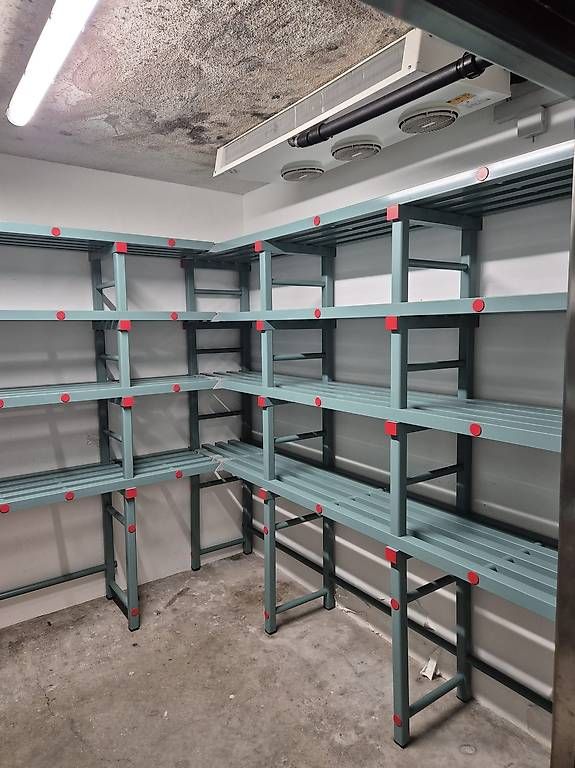 Scaffali: Kühlhausregal – Usato da Schönenwerd venduto da Nussgipfel65 1