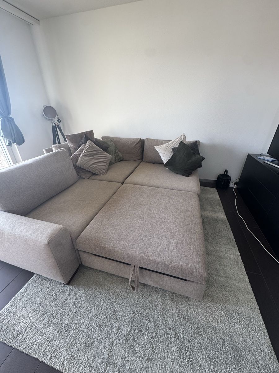 Divani: Ecksofa mit Schlaffunktion und Bettkasten – Usato da Brüttisellen venduto da luq_pwl9 7