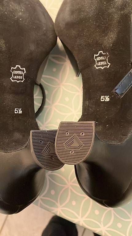 Chaussures femmes: Tanzschuhe Damen Gr. 5.5 – D'occasion à Pratteln par Bafi 1