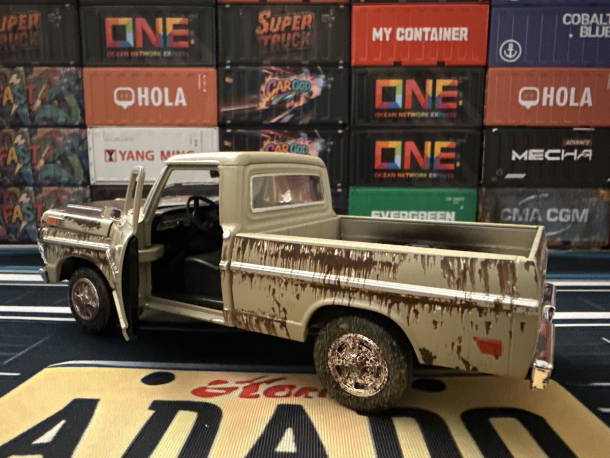 Ford Modellautos: Ford Pickup beigebraun mit Rostoptik – Neu (gemäss Beschreibung) aus Basel von GlaihuenigeCars2025 3