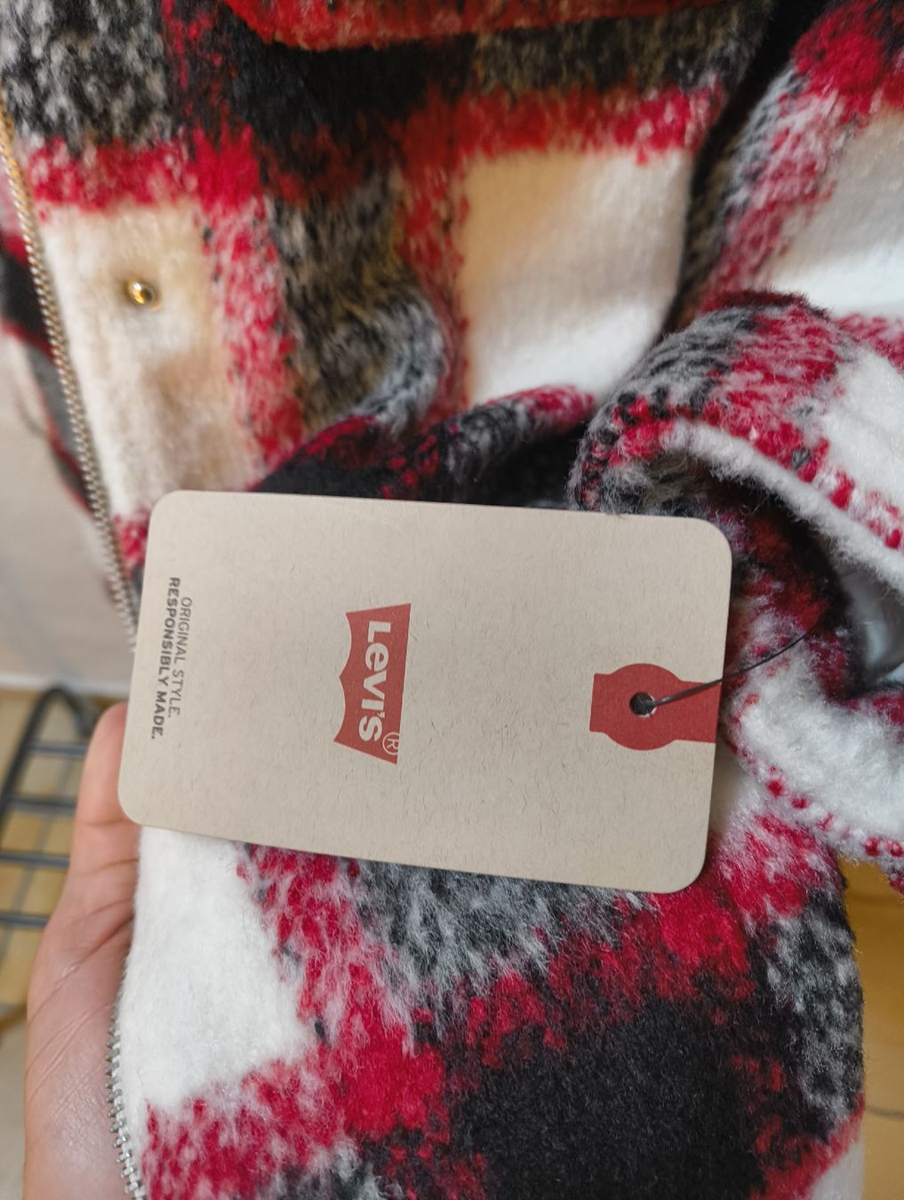 Levi's Jacken: NEW Levi's Sherpa Lined Wool Blend long Shacket – Neu und originalverpackt aus Stein am Rhein von DaOhana 4