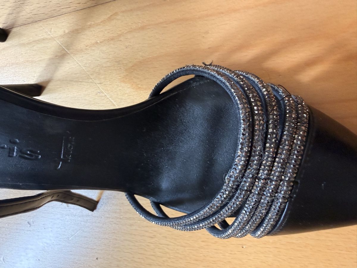 Tamaris Damenschuhe: Tamaris Pumps Schwarz Grösse 37 mit Strass – Neu (gemäss Beschreibung) aus Kilchberg ZH von ana_z2sb 6