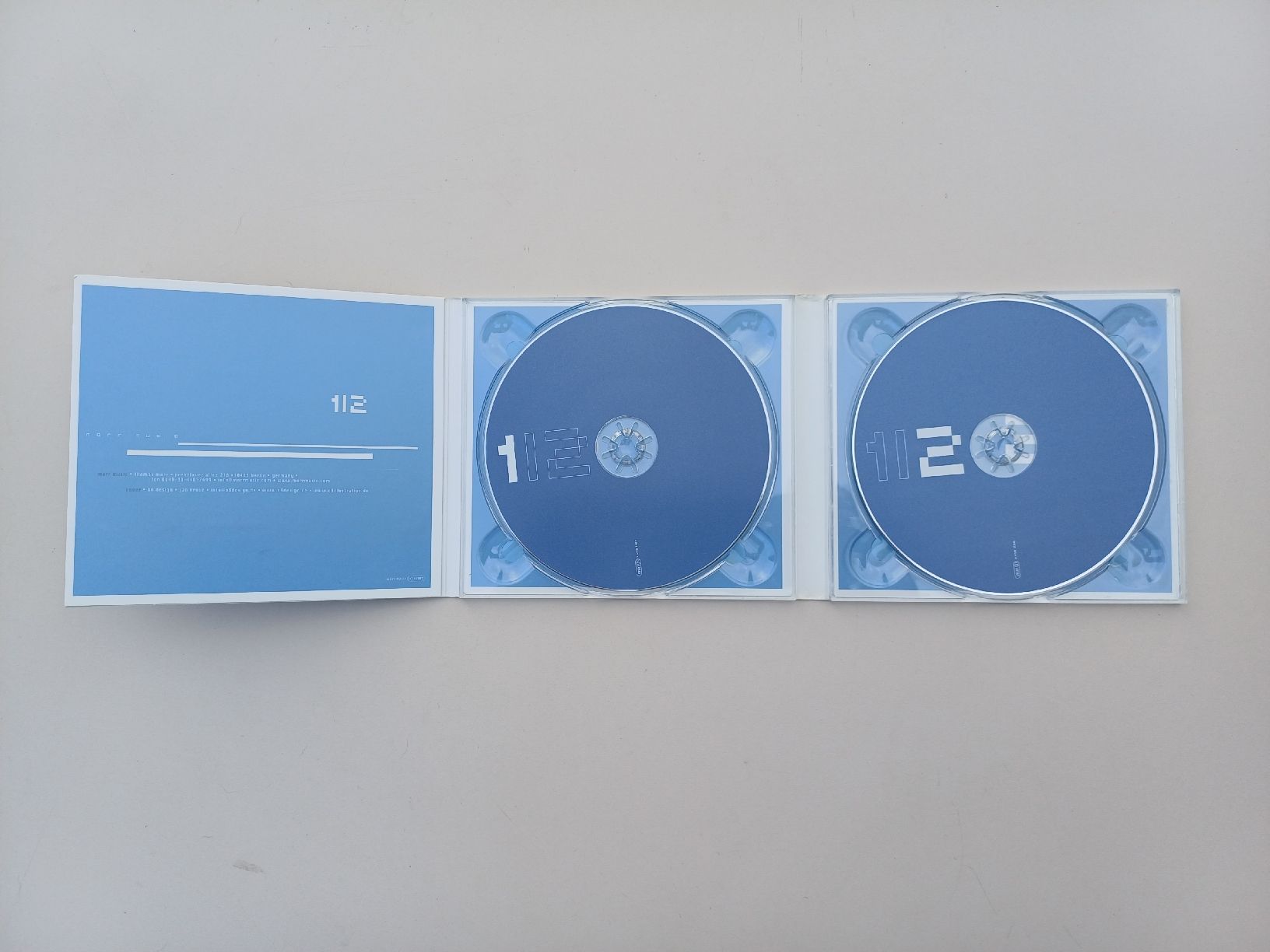 CD: A Morr Music Compilation "Putting the Morr back..." CDx2 – Nuovo (secondo la descrizione) da Begnins venduto da Drastic-Sound 3
