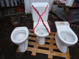 Toiletten mit Abgang nach unten