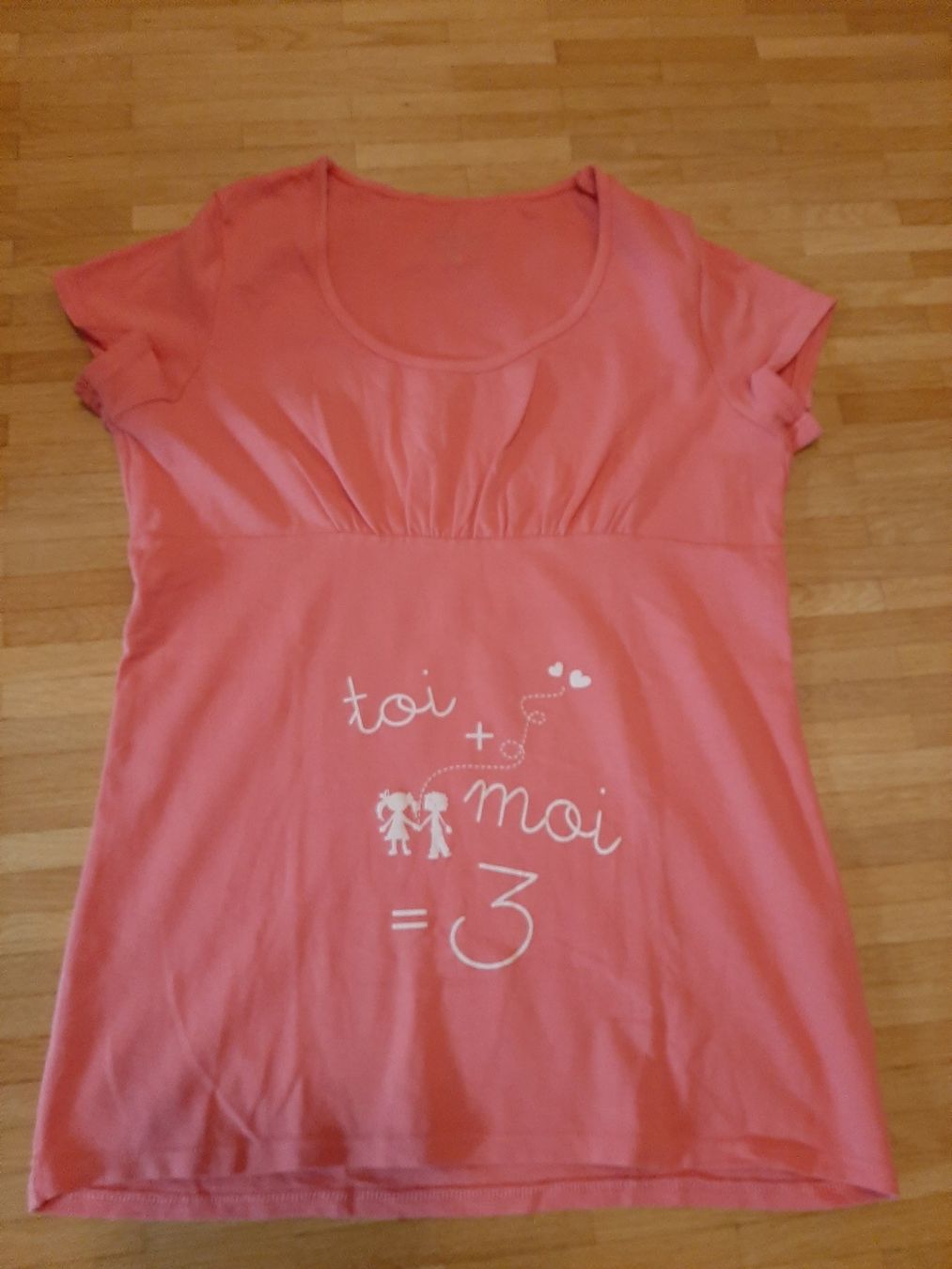 T-shirt: Shirts grossesse 44 – Usato da Petit-Lancy venduto da pecaesculca 1