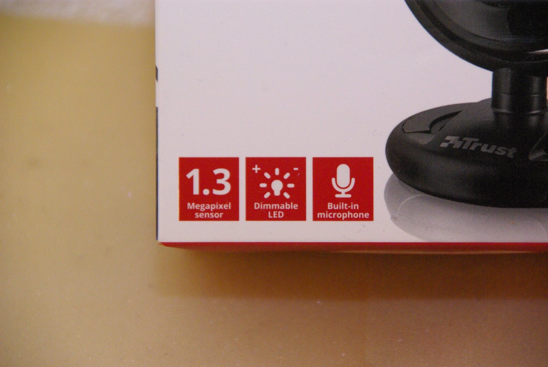 Trust Webcam: Trust Webcam mit LED Licht, schwarz – Nuovo e nell'imballaggio originale da Herisau venduto da Cevianer1844 1