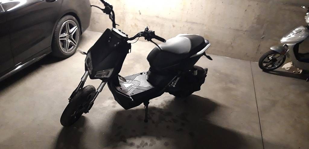 Scooter: Elektroroller 20km/h – Usato da Luzern venduto da ajr_jr5t 2