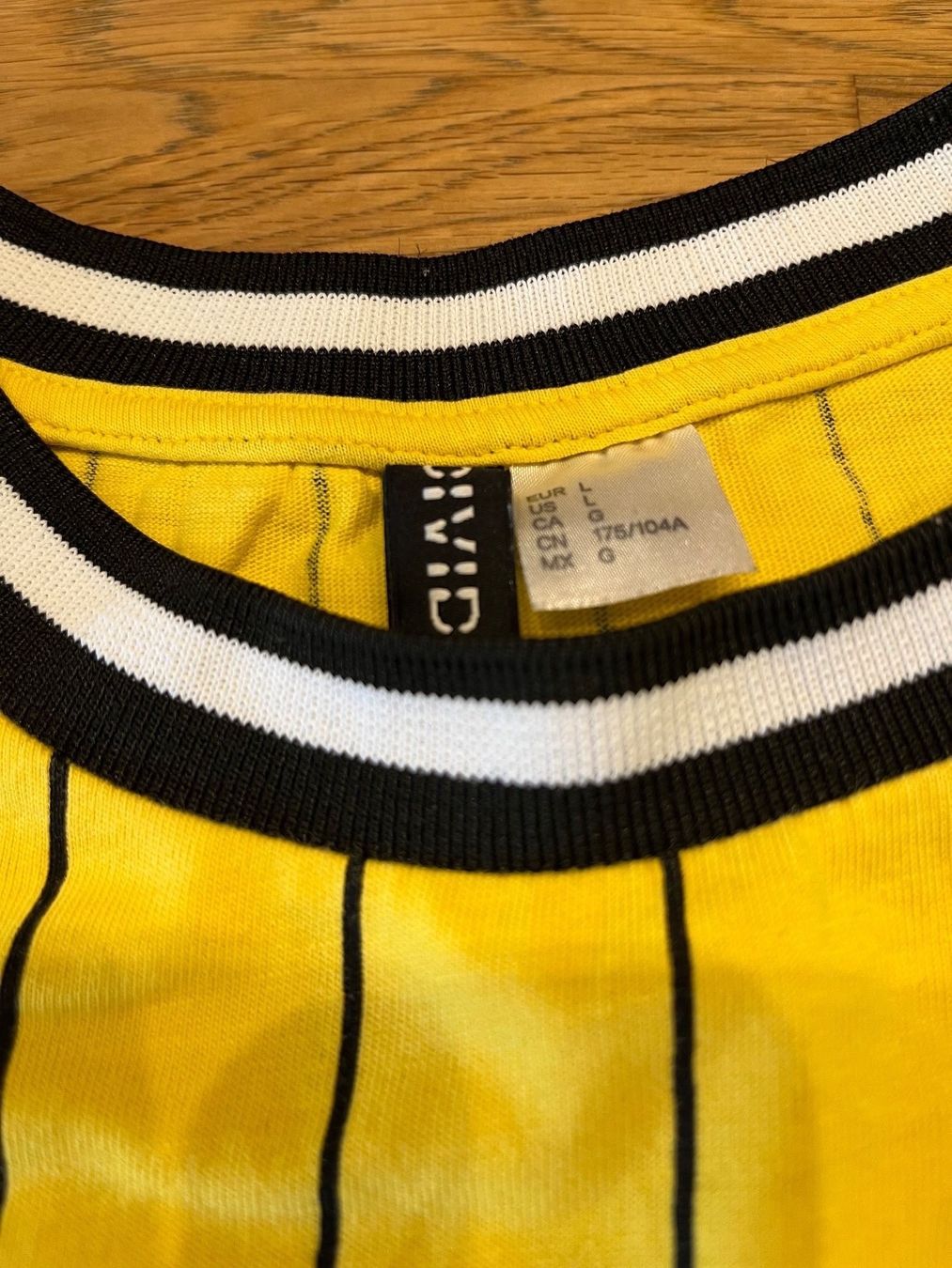 H&M T-shirt: H&M Devided Shirt Gr.L – Nuovo (secondo la descrizione) da Oberdorf SO venduto da sa-na 3