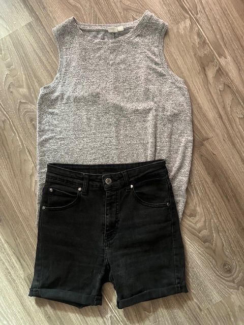 Gap Lots de vêtements: Gap sommeoutfits Gr 34/36 – D'occasion à Neerach par romiping