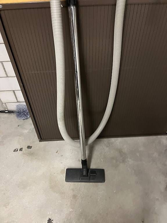 Staubsauger & Zubehör: Staubsauger  – Gebraucht aus Bremgarten b. Bern von Rebollo1 3