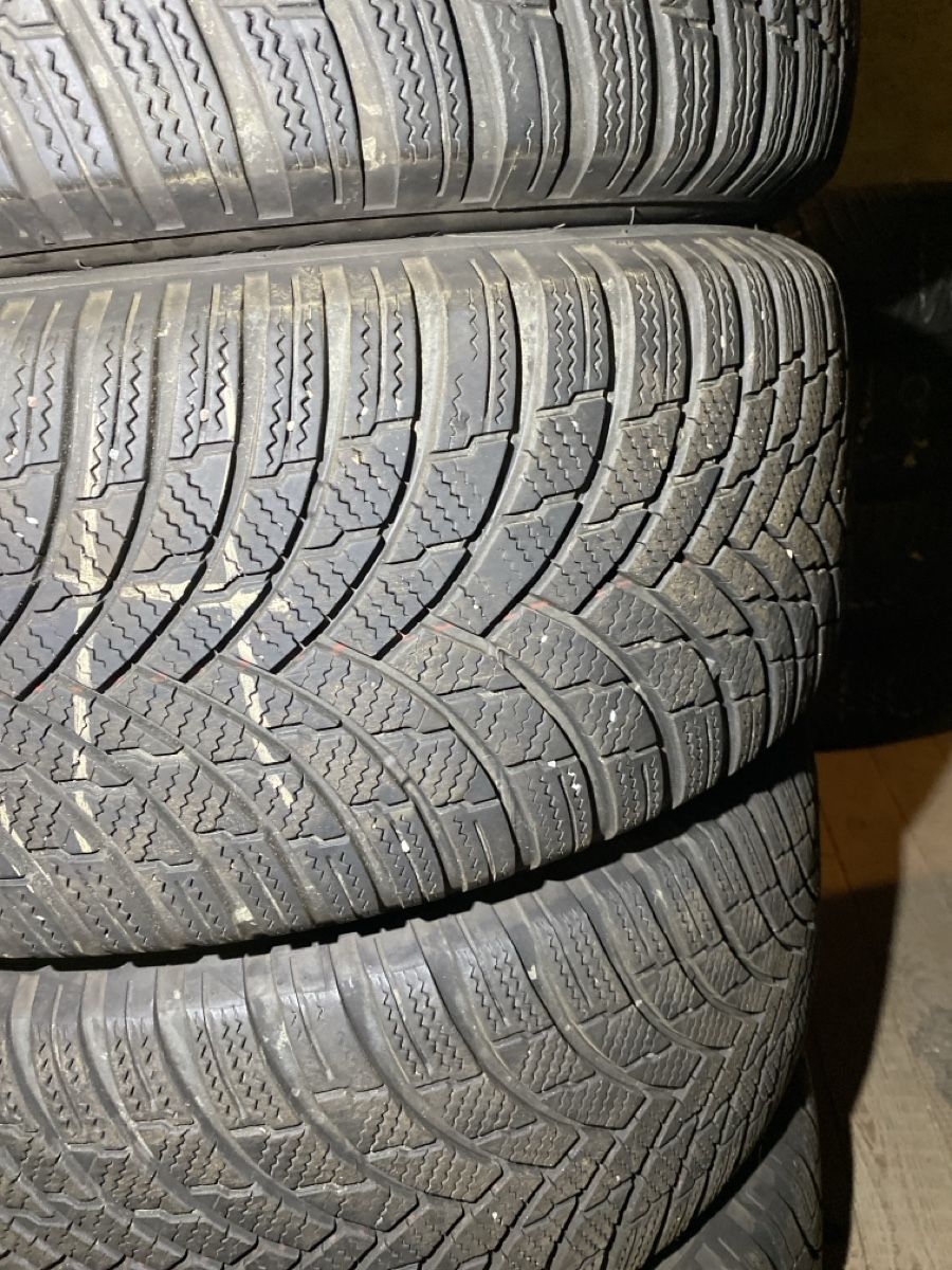 Pneus & Roues: Winterräder Ford  – D'occasion à niederbipp par 77mike13 1