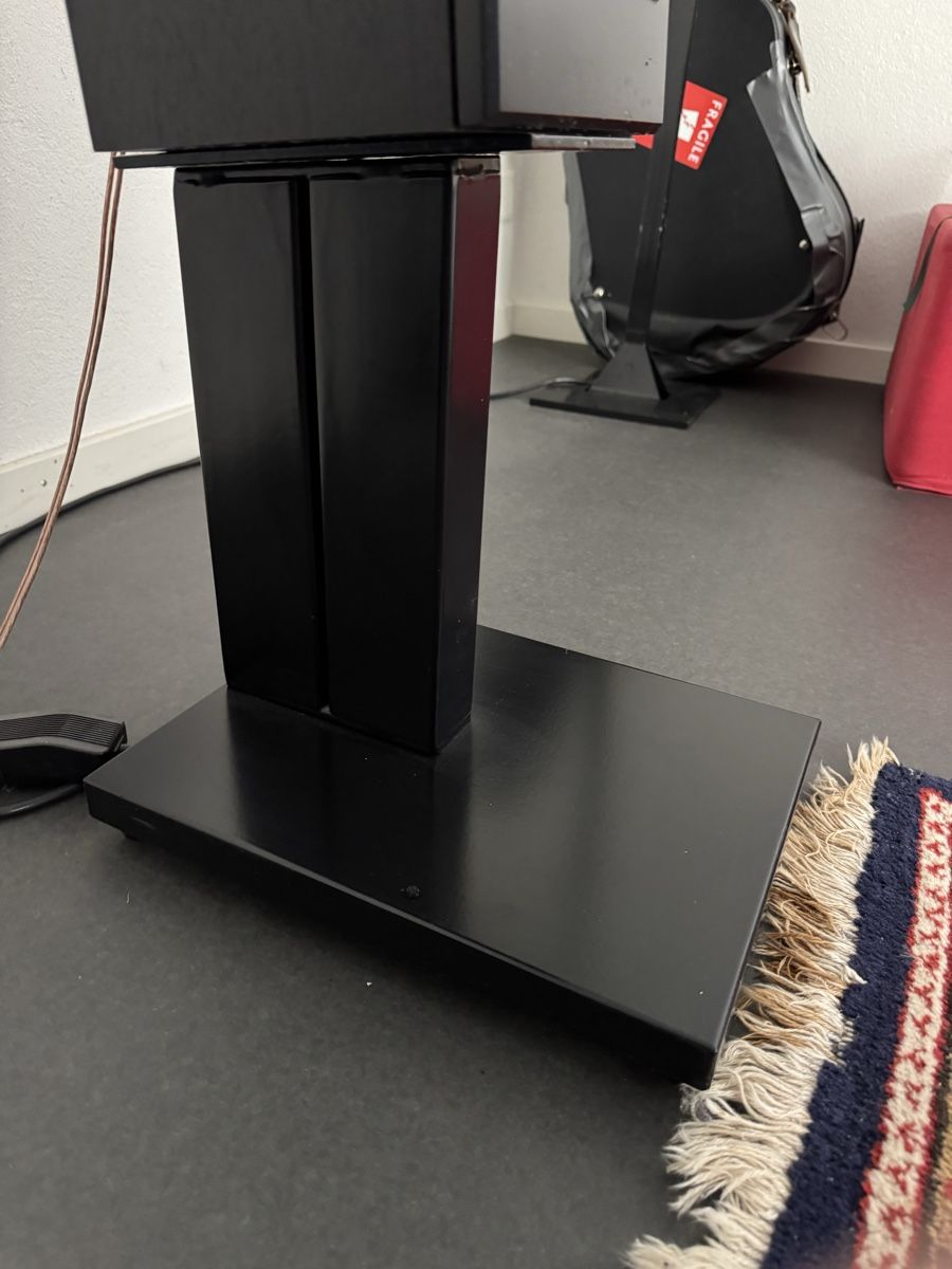 Amplificatori: Meridian Components Pre-Amp, Tuner, mit M2 Aktiv-Boxen – Usato da Küsnacht ZH venduto da Engadin_1 4